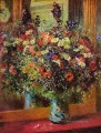 Bouquet vor einem Blume Pierre Auguste Renoir Spiegel